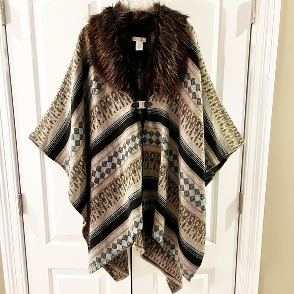 Tan and Brown Poncho With Brown Faux Fur Collar - Picture 1 of 5